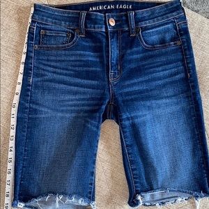 American Eagle Outfitters Bermuda Shorts Size 6